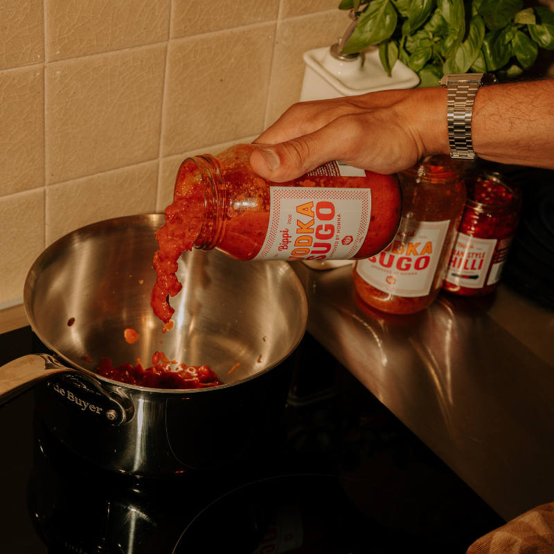 Bippi Vodka Sugo served with pasta